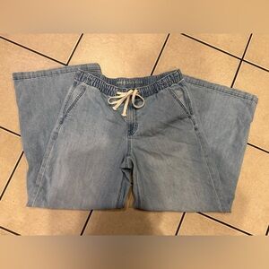 American Eagle jeans, size medium